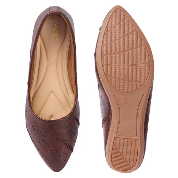 Women_BellieElegant_women's_slip-on_ballerina_flats_with_textured,_cushioned_insole_and_embellished_centerpiece_perfect_for_daily_wear.s