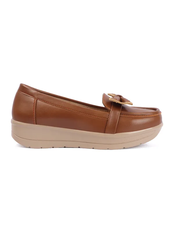 everyday_style_with_these_Womens_slip-on_loafers,