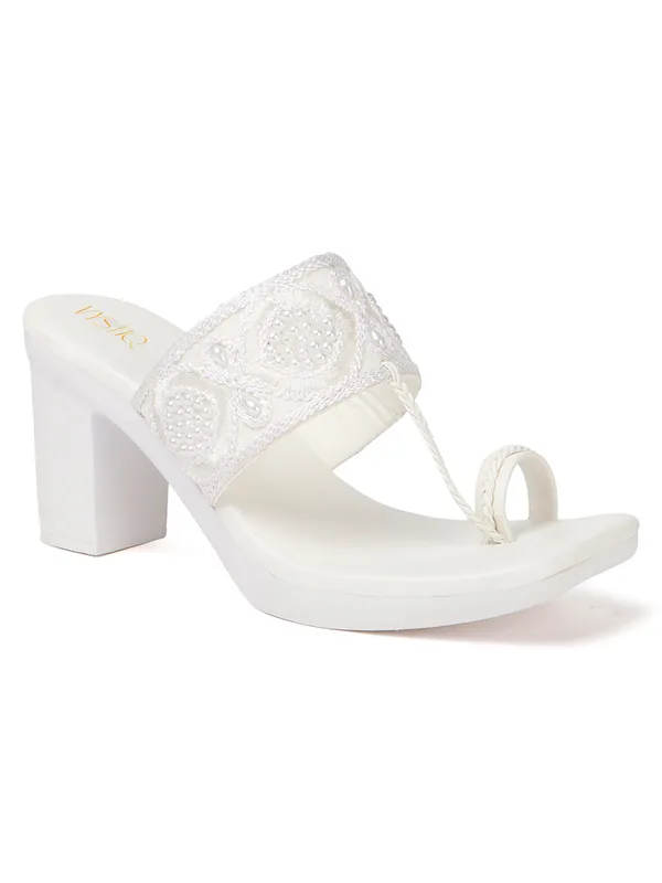 Ethnic_Block_Heeled_Sandals_with_Embroidered_Strap_and_Toe_Loop_for_Festive_and_Traditional_Wear