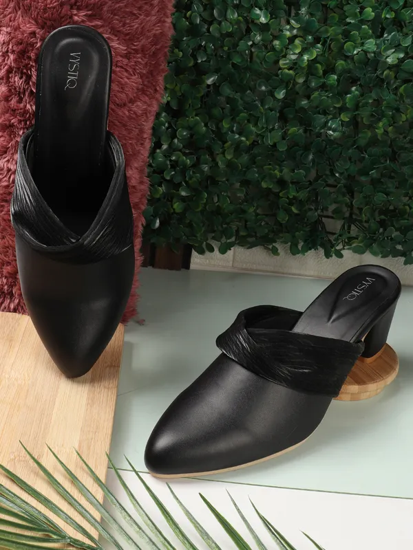 Trendy_Block_Heel_Mules_for_Women_with_Quilted_Band_Design_and_Comfortable_Soft_Cushion_Insole