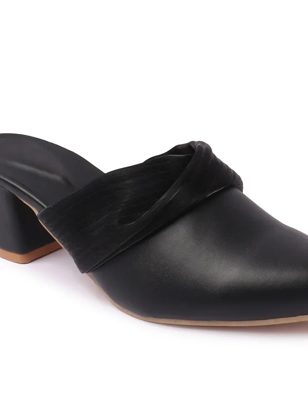 Trendy_Block_Heel_Mules_for_Women_with_Quilted_Band_Design_and_Comfortable_Soft_Cushion_Insole