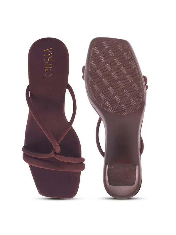 Brown_Synthetic_Casual_3_inch_Heel_Sandal_For_Women