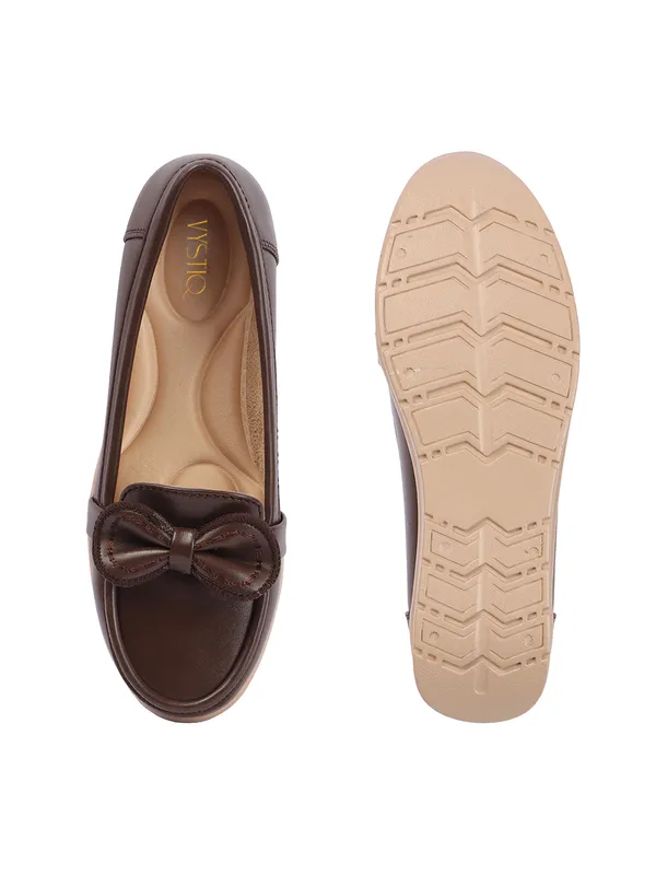 everyday_style_with_these_Womens_slip-on_loafers,