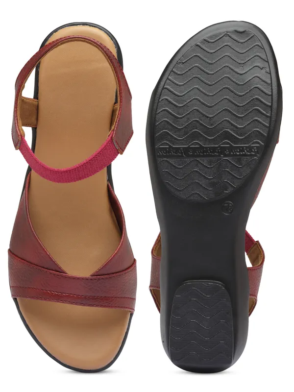Elegant_Womenï¿½s_Comfort_Sandal_with_Soft_Cushion_Insole_for_Daily_and_Casual_Wear