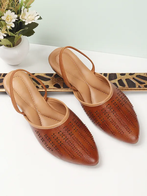 Trendy_Laser-Cut_Womenï¿½s_Flats_with_Elastic_Back_Strap_and_Cushioned_Insole_for_Daily_Comfort
