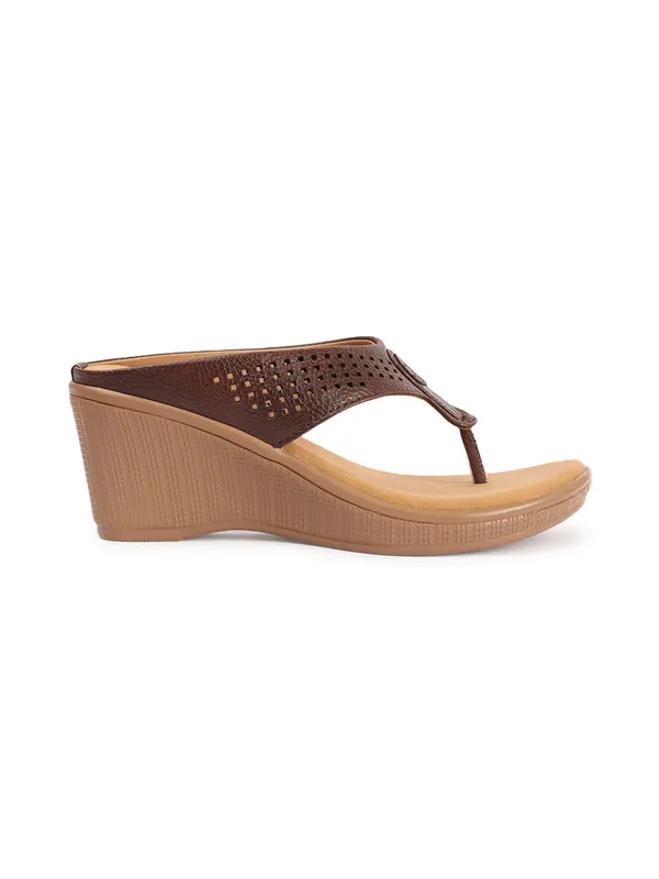 Stylish_Wedge_Heel_Sandals_for_Women_with_Toe_Ring_Design