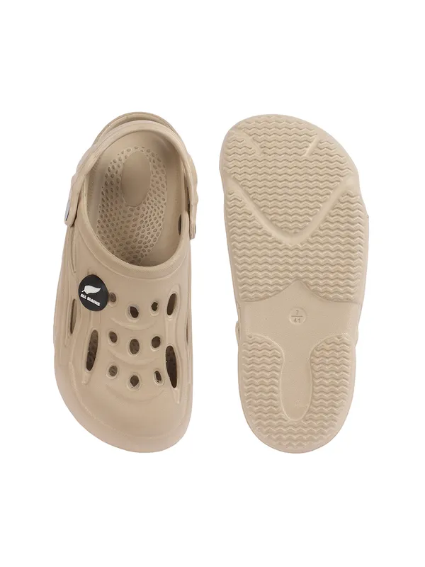 Lightweight_EVA_Clog_Men_Sandals_with_Adjustable_Back_Strap_and_Anti-Skid_Sole_for_Daily_Comfort