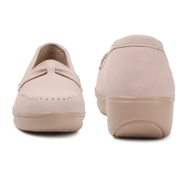 Classic_Loafers_with_Comfortable_Cushioned_Sole_and_Stylish_Design_for_Everyday_Wear