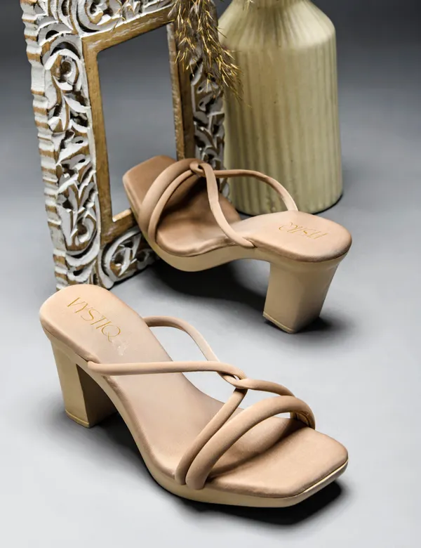 Chiku_Synthetic_Casual_3_inch__Heel_Sandal_For_Women