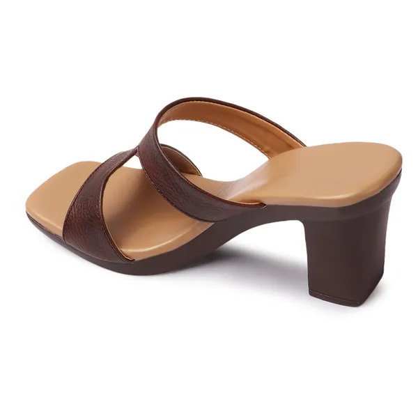 Stylish_Block_Heel_Sandal_for_Women_with_Cut_Design_and_Comfortable_Cushioned_Footbed