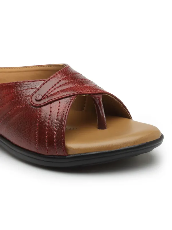 Stylish_Comfort_Slip-On_Flats_for_Women_with_Soft_Cushion_Sole_and_Trendy_Toe_Design