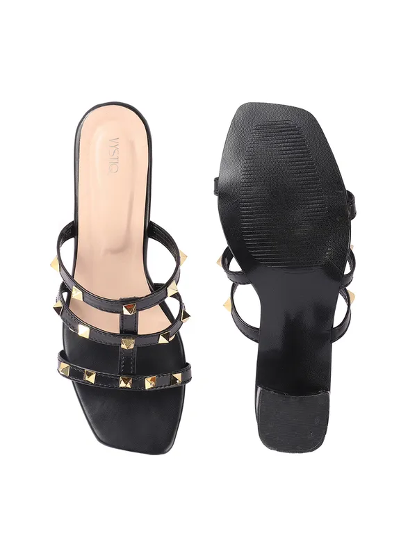 Elegant_Block_Heels_for_Women_with_Gold_Stud_Straps_and_Comfortable_Cushion_Footbed