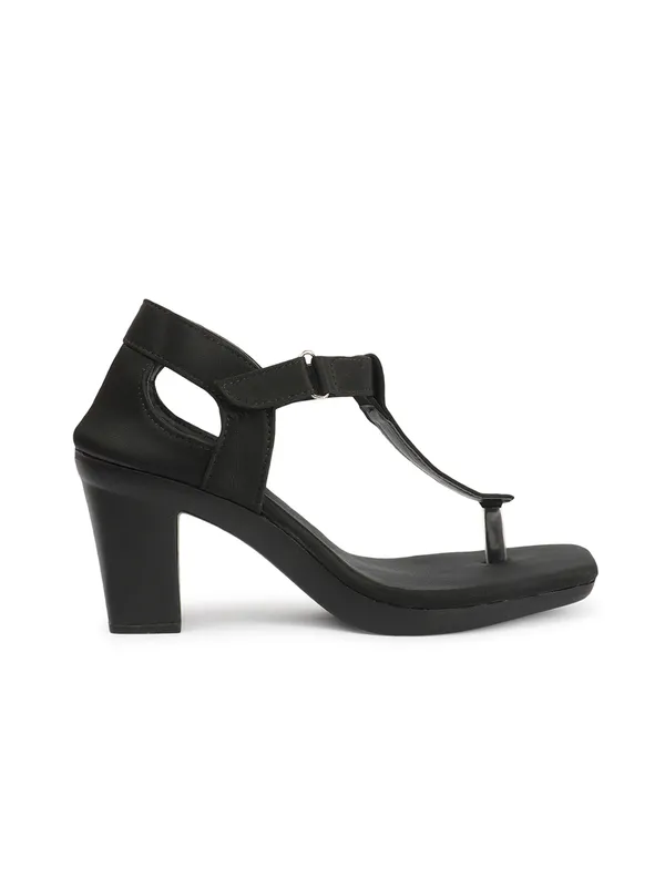 Elegant_Toe-Ring_Block_Heel_Sandals_for_Women_with_Adjustable_Strap