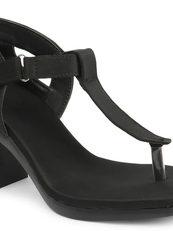 Elegant_Toe-Ring_Block_Heel_Sandals_for_Women_with_Adjustable_Strap