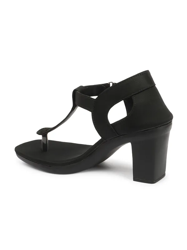 Elegant_Toe-Ring_Block_Heel_Sandals_for_Women_with_Adjustable_Strap