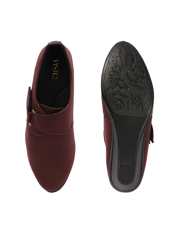 Womenï¿½s_Classic_Buckle_Slip-On