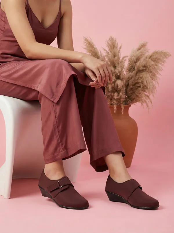 Womenï¿½s_Classic_Buckle_Slip-On