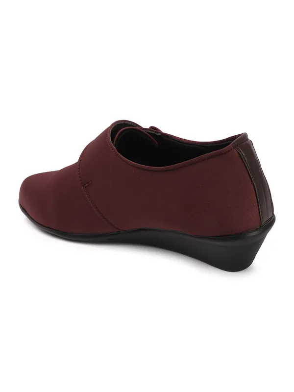 Womenï¿½s_Classic_Buckle_Slip-On
