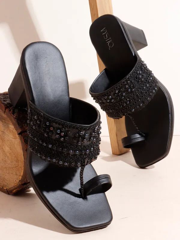 Black_Synthetic_Casual_Heel_Sandal_For_Women_3_inch_Heel_Sandal