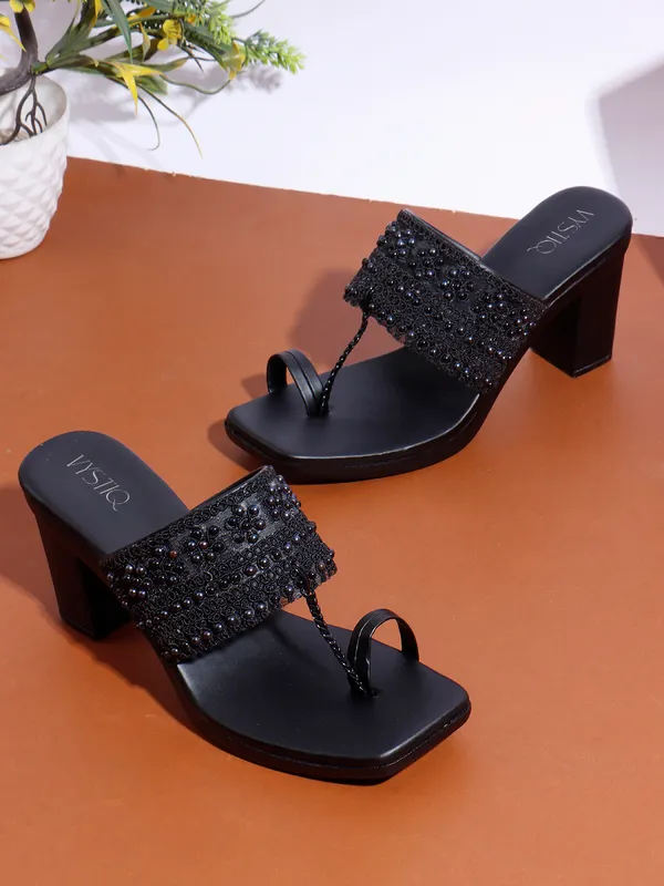 Black_Synthetic_Casual_Heel_Sandal_For_Women_3_inch_Heel_Sandal