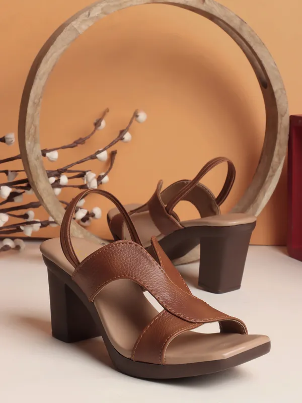 Elegant_Block_Heel_Sandals_3_inch_for_Women_â€“_Stylish_Strappy_Design,_Comfortable_Fit,_Perfect_for_Casual_and_Party_Wear