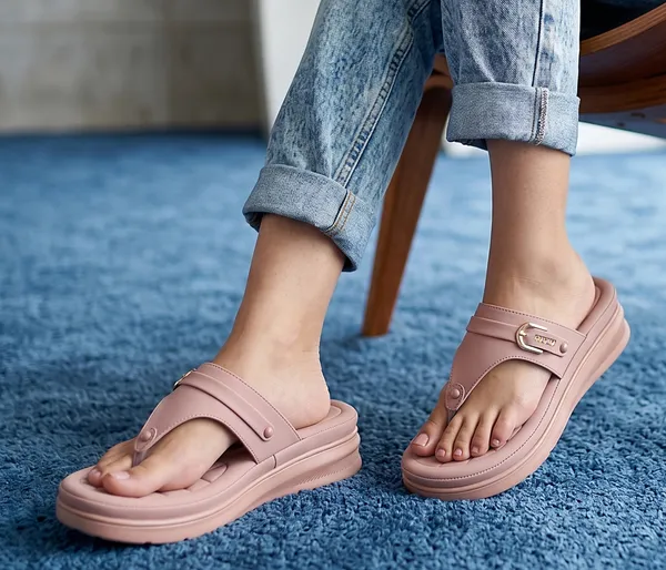 Add_a_touch_of_elegance_and_comfort_to_your_everyday_style_with_these_stylish_wedge_heel_sandals