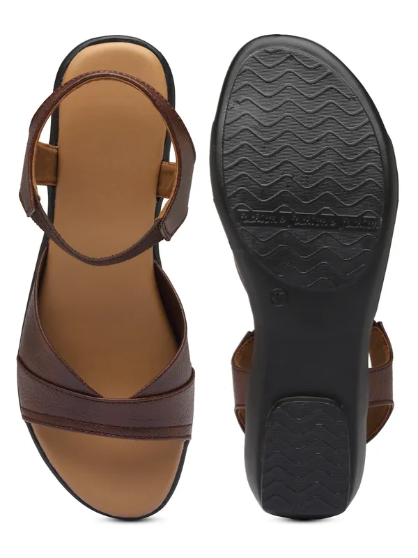Elegant_Womenï¿½s_Comfort_Sandal_with_Soft_Cushion_Insole_for_Daily_and_Casual_Wear