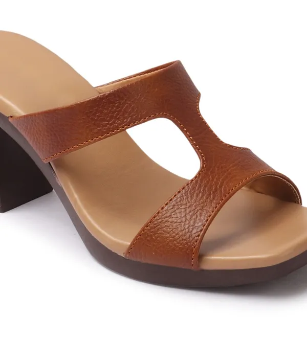Stylish_Block_Heel_Sandal_for_Women_with_Cut_Design_and_Comfortable_Cushioned_Footbed