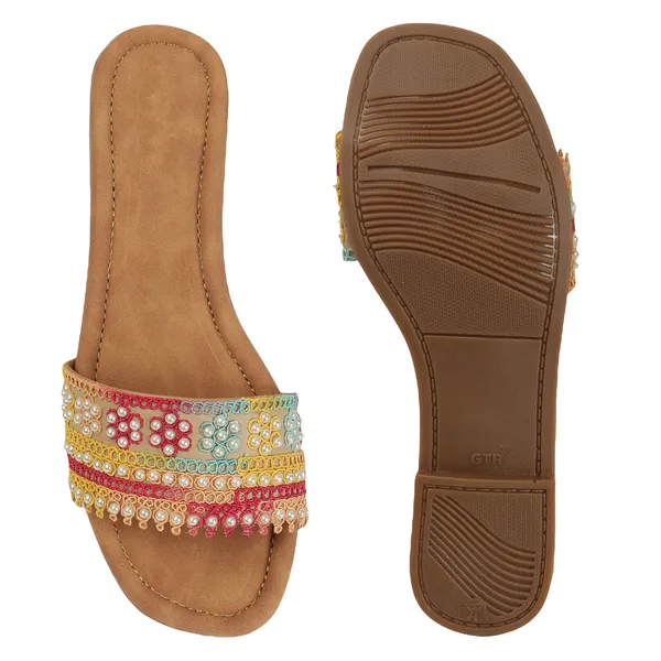 Elegant_Pearl_Embellished_Flat_Sandal_for_Women_with_Soft_Comfort_Sole_and_Trendy_Ethnic_Touch
