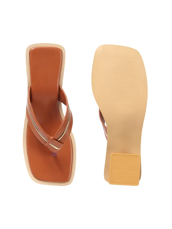 Trendy_Toe-Ring_Block_Heel_Sandals_for_Women_with_Elegant_Gold_Strap_Design