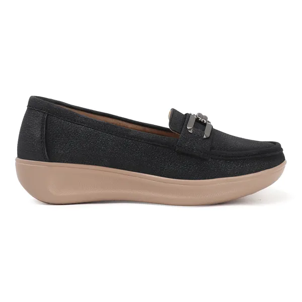 Classic_Loafers_with_Comfortable_Cushioned_Sole_and_Stylish_Buckle_Design_for_Everyday_Wear
