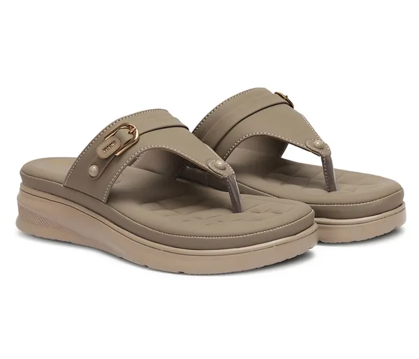 Add_a_touch_of_elegance_and_comfort_to_your_everyday_style_with_these_stylish_wedge_heel_sandals