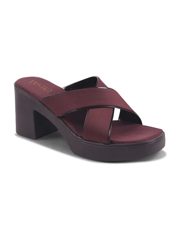 Stylish_Block_Heel_3_inch_Heel_Sandals_for_Women_with_Crisscross_Straps_ï¿½_Comfortable_Everyday_Wear_Footwear_for_Casual_and_Semi-Formal_Looks