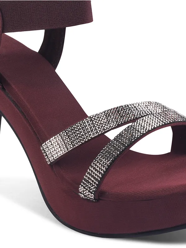 Stylish_High_Heels_with_Shimmer_Strap_Detailing_for_Party,_Festive_and_Evening_Wear