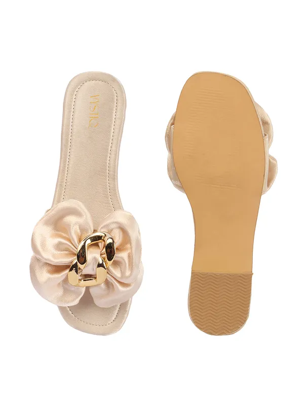 Women�s_Slip-On_Flats_with_Bow_Detail_&_Gold_Chain_Accent