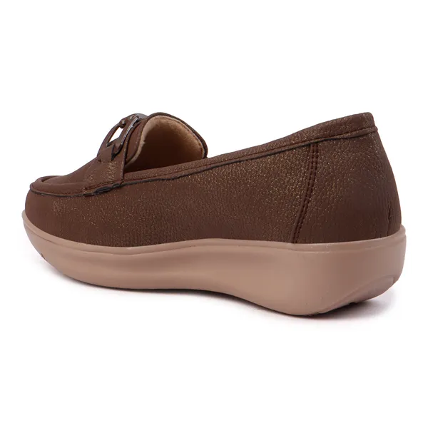 Classic_Loafers_with_Comfortable_Cushioned_Sole_and_Stylish_Buckle_Design_for_Everyday_Wear