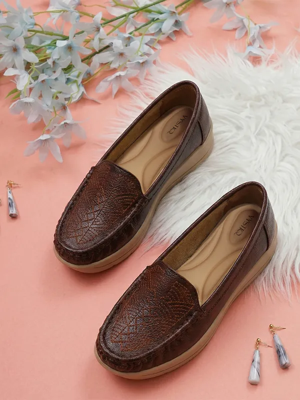 Womenï¿½s_comfort_loafers
