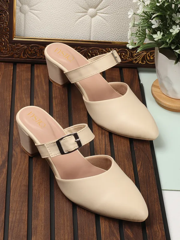 Stylish_Block_Heel_Mules_for_Women_with_Adjustable_Buckle_Strap_and_Comfortable_Design