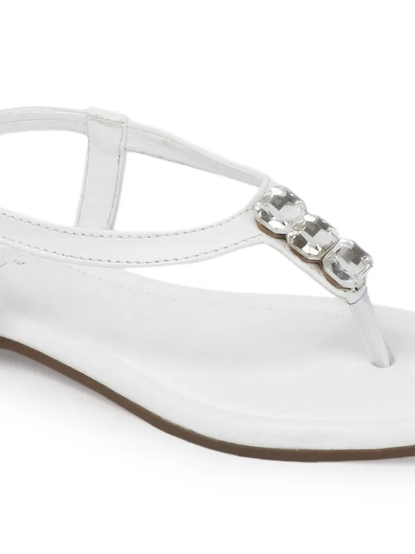 Trendy_Flat_Sandals_with_Crystal_Embellished_Strap_for_Women_�_Elegant_Everyday_Comfort_Footwear