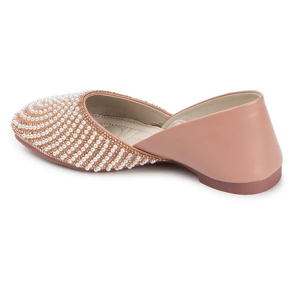 Stylish_Pearl-Embellished_Womenï¿½s_Flats_for_Festive,_Ethnic,_and_Party_Wear