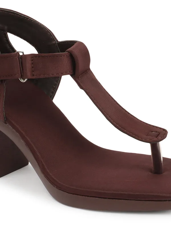 Elegant_Toe-Ring_Block_Heel_Sandals_for_Women_with_Adjustable_Strap