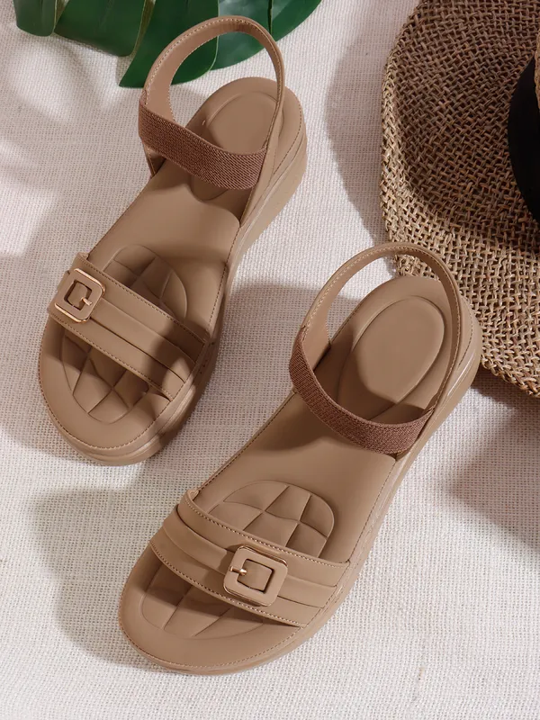 Comfort_Women_Sandals_with_Elastic_Strap_and_Cushioned_Quilted_Insole_for_Daily_Wear