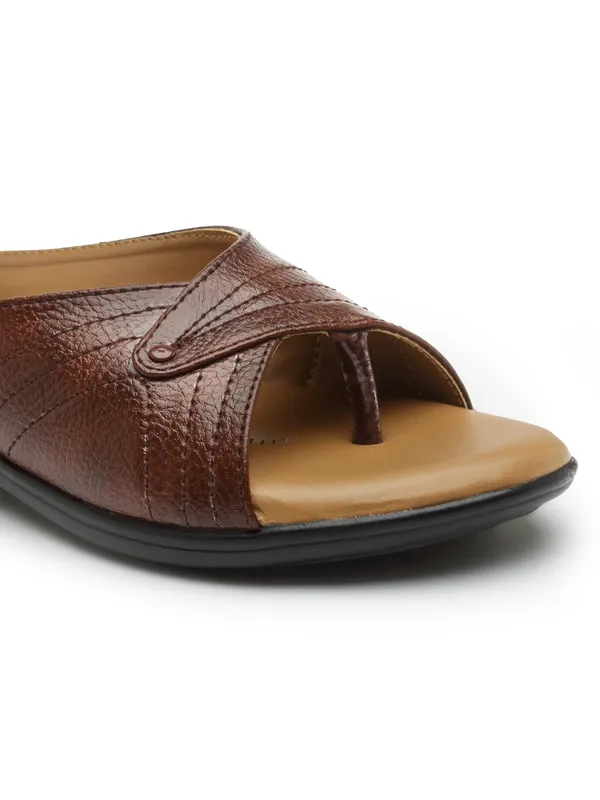 Stylish_Comfort_Slip-On_Flats_for_Women_with_Soft_Cushion_Sole_and_Trendy_Toe_Design