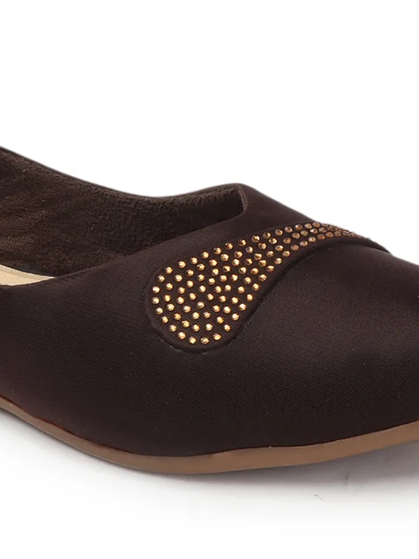 Elegant_Embellished_Ballerina_Flats_for_Women_with_Soft_Cushion_and_Stylish_Modern_Design