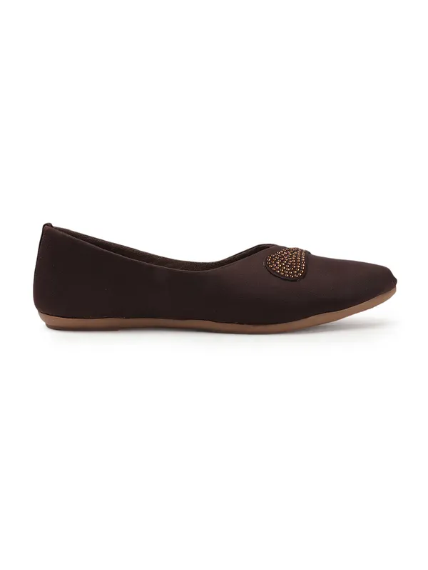 Elegant_Embellished_Ballerina_Flats_for_Women_with_Soft_Cushion_and_Stylish_Modern_Design