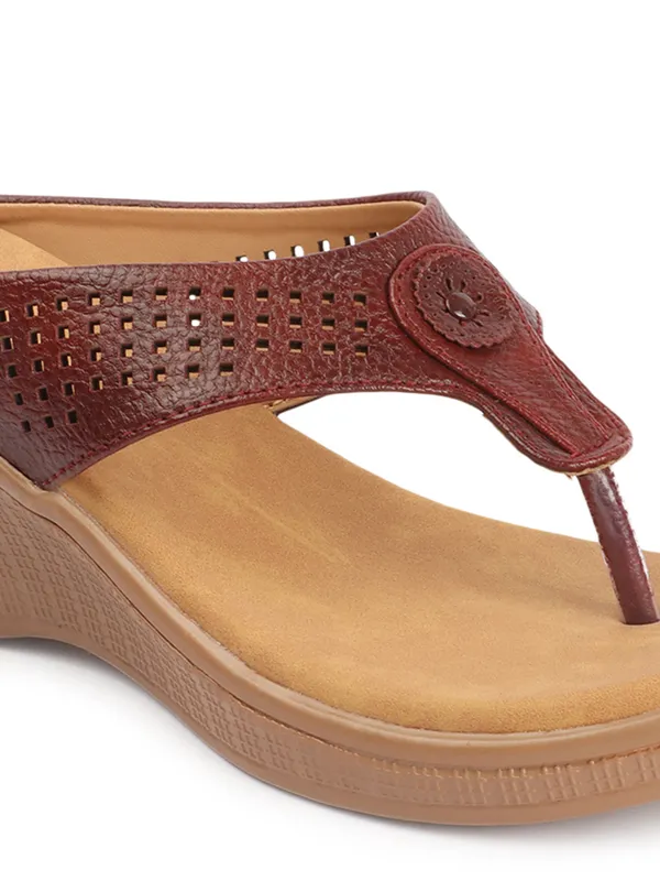 Stylish_Wedge_Heel_Sandals_for_Women_with_Toe_Ring_Design