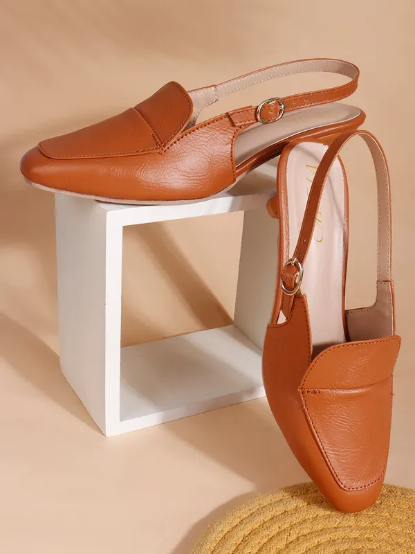 Elegant_Slingback_1.5_inch__Heels_with_Low_Kitten_Heel,_Loafer-Style_Front,_and_Adjustable_Buckle_Strap_for_Stylish_Comfort