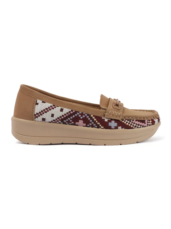 everyday_style_with_these_Womens_slip-on_loafers,