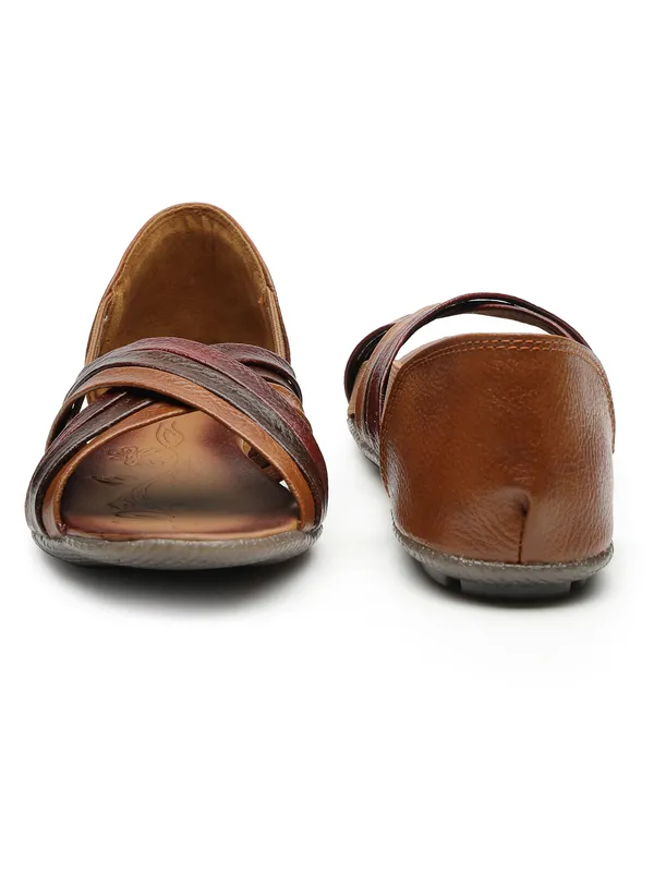 Stylish_Brown-Woven_Leather_Look_Open-Toe_Flats_for_Women_with_Comfort_Fit_and_Elegant_Design