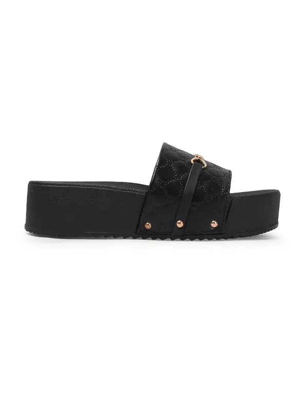 Trendy_Platform_Flats_for_Women_with_Gold_Chain_Detail_and_Comfortable_Slip-On_Design